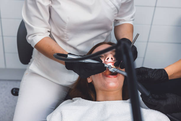 Best Emergency Cosmetic Dentistry (e.g., broken veneers) in Pepperdine University, CA